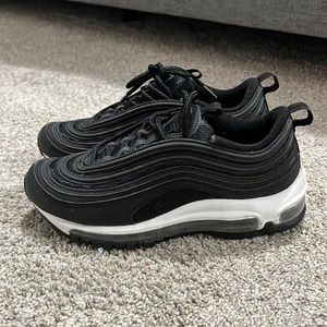 Size 6 Nike Air Max 97